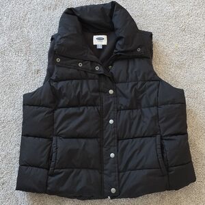 Old Navy Black Quilted Vest